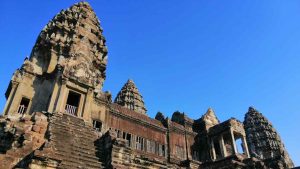 Explore the structures of Angkor Wat at Sunrise
